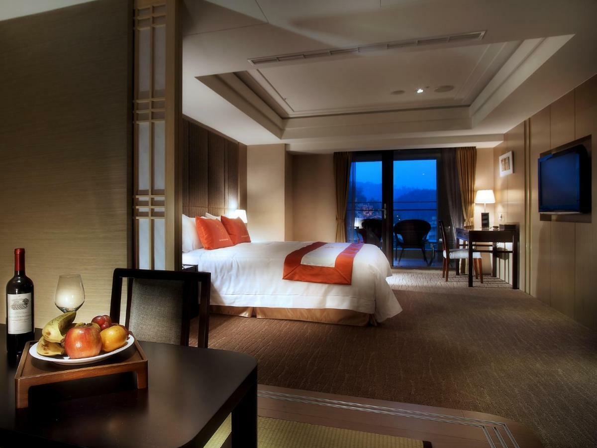 Sun Moon Lake Hotel Yuchi Exterior photo